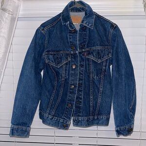 1980s Vintage Levi's Classic Blue Denim Jacket